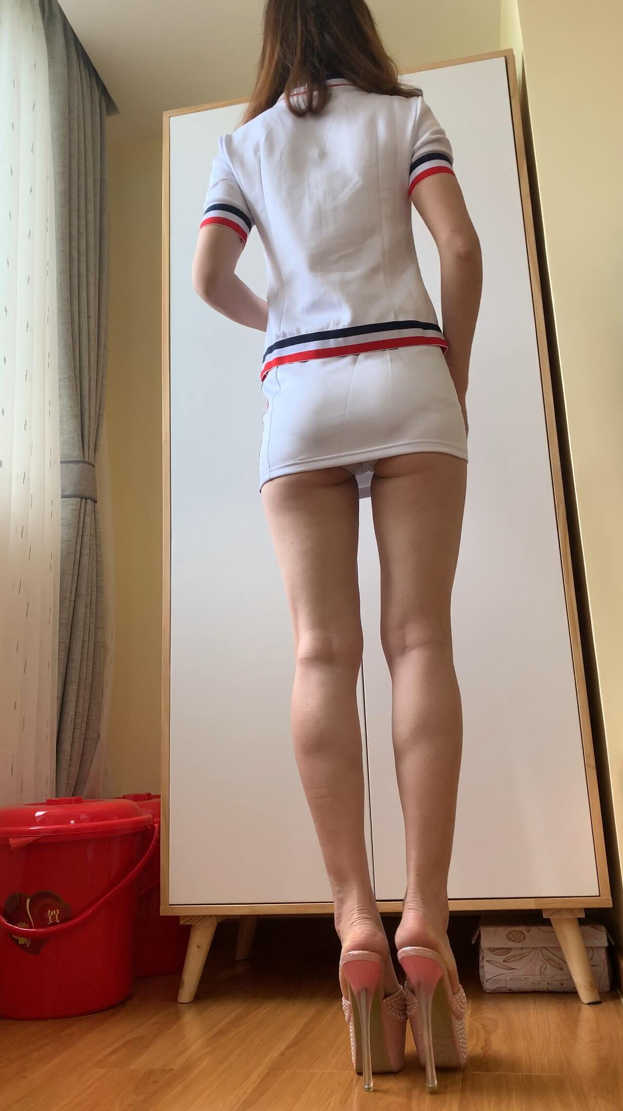 制服诱惑 美足写真 长腿包臀裙