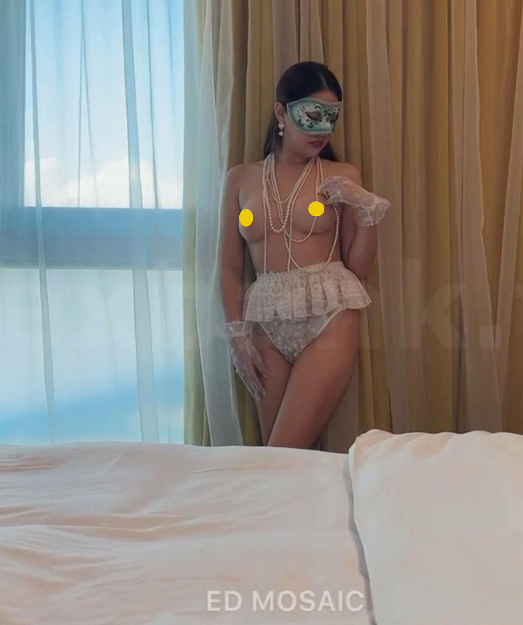 完美身材 丰满嫩模