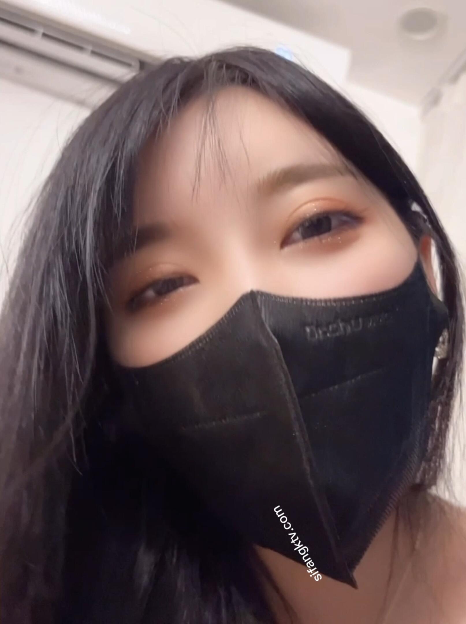 秀人网模特杨晨晨 私人订制秘书真空黑丝模拟啪啪