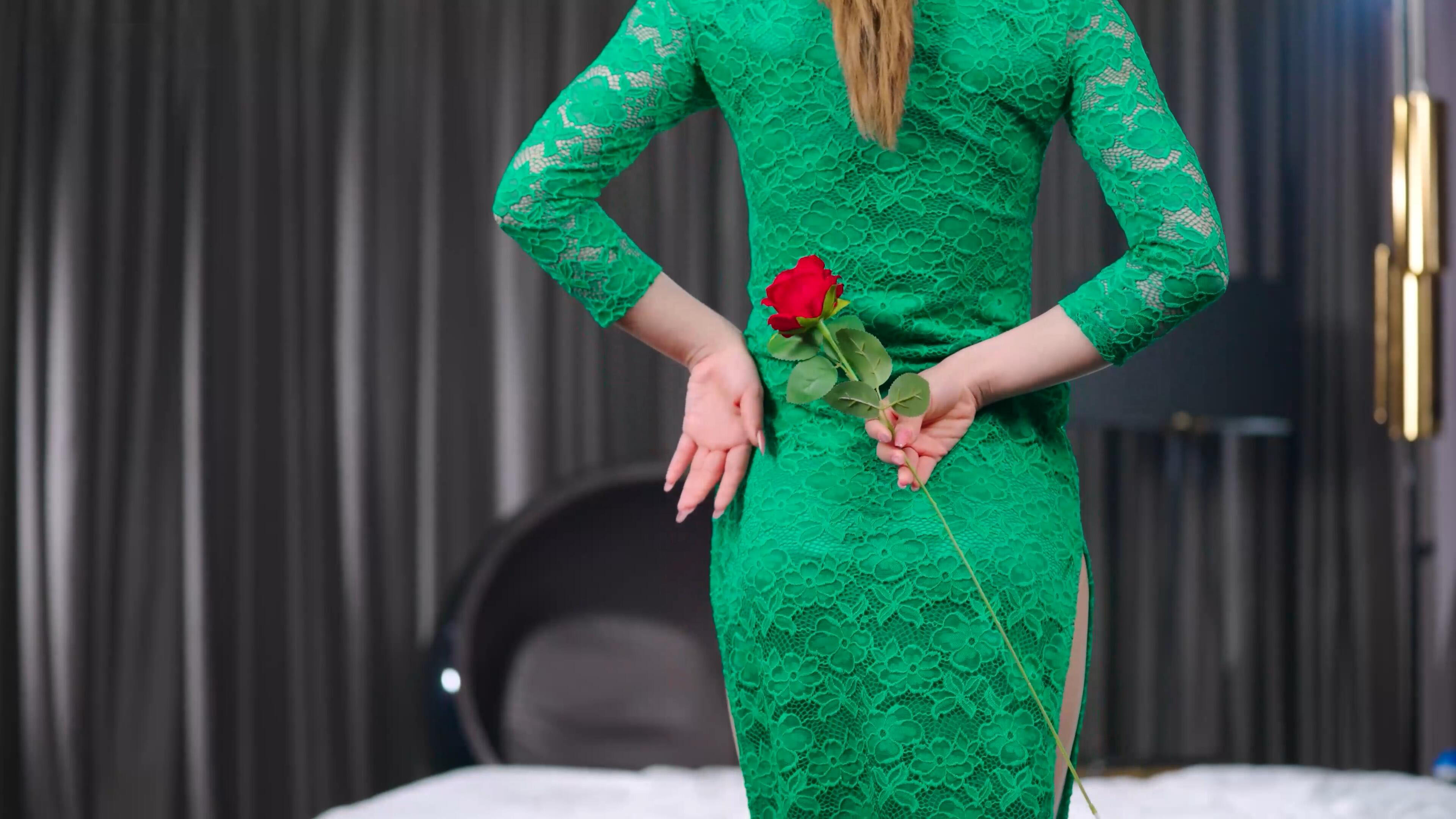 绿色旗袍 肉丝骚舞 丝袜骚舞弄姿